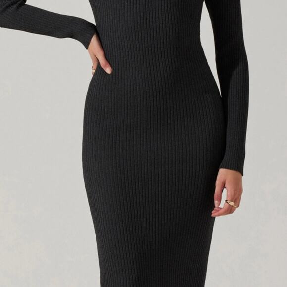 Cold shoulder mock neck midi sweater dress size large perfect condition never - Picture 1 of 2